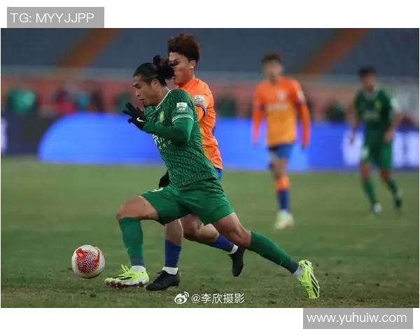 山东鲁能与北京国安比赛裁判信息揭晓引发球迷热议