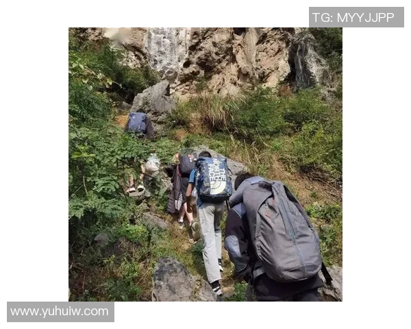 成都攀岩队与重庆攀岩队赛后战术分析与反思